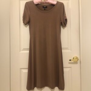 Short Sleeve Taupe/Light Brown T-Shirt Swing Dress
